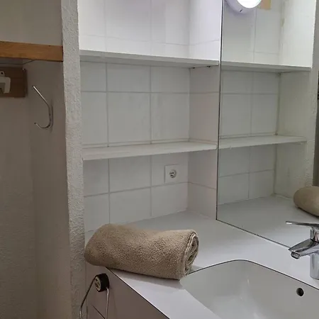 Divisible Pour 4 Pers, Balcon, Animaux Acceptes Apartment